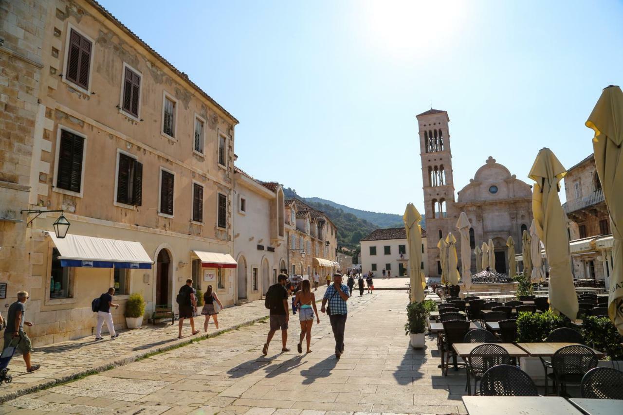 Hvar Piazza Apartment Hvar Town Extérieur photo